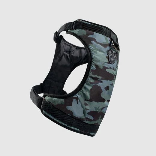 Canada Pooch The Water-Resistant Everything Harness Camo